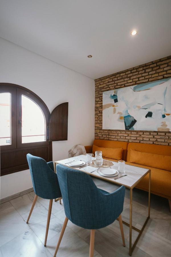 شقة Complete Studio With Terrace - 1Bth- La Giralda إشبيلية المظهر الخارجي الصورة